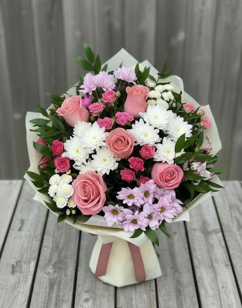 Букет цветов из: Альстромерии, Гвоздики, Розы и Хризантемы в Белогорске Республики Крым