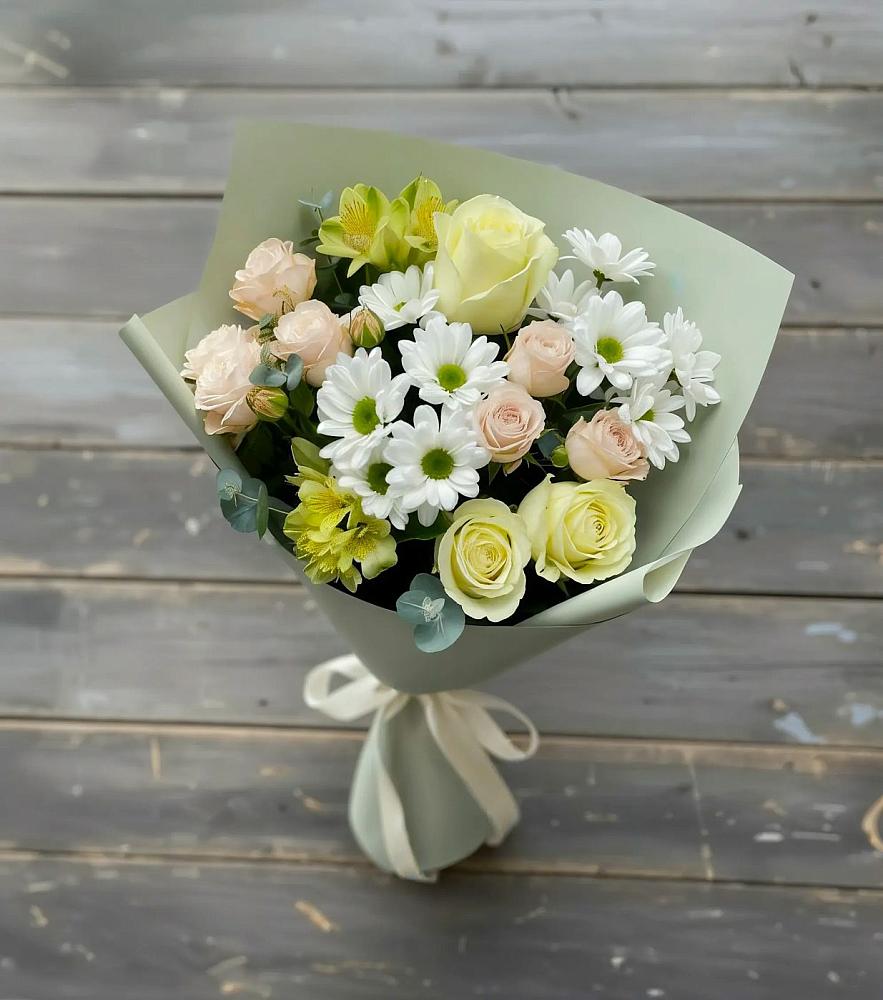 Букет цветов из: Альстромерии, Розы и Хризантемы в Белогорске Республики Крым