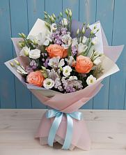 Букет цветов из:  Лизиантусы, Розы, Альстромерии и Гипсофила в Белогорске Республики Крым