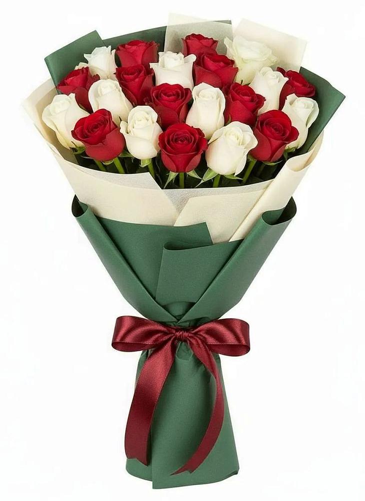 Букет Микс из красных и белых роз в Белогорске Республики Крым
