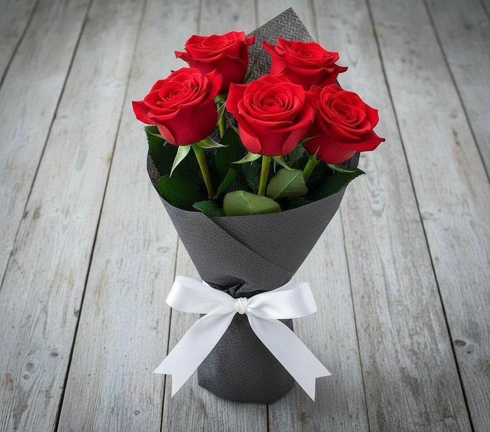 Букет 5 Красных роз Эдлесс Лав в Белогорске Республики Крым