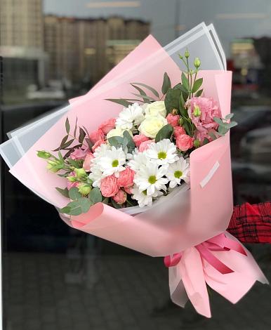 Букет цветов из: Розы, Лизиантусы и Хризантемы в Белогорске Республики Крым
